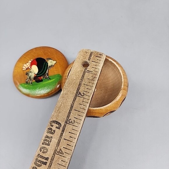 Vintage Hand Crafted 1.5x2.5" Round Wood Norwegian Trinket Jewelry Box Milk Goat - Picture 5 of 6